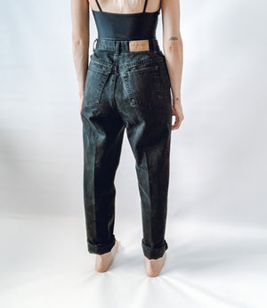 Black Liz Wear Mom Jeans